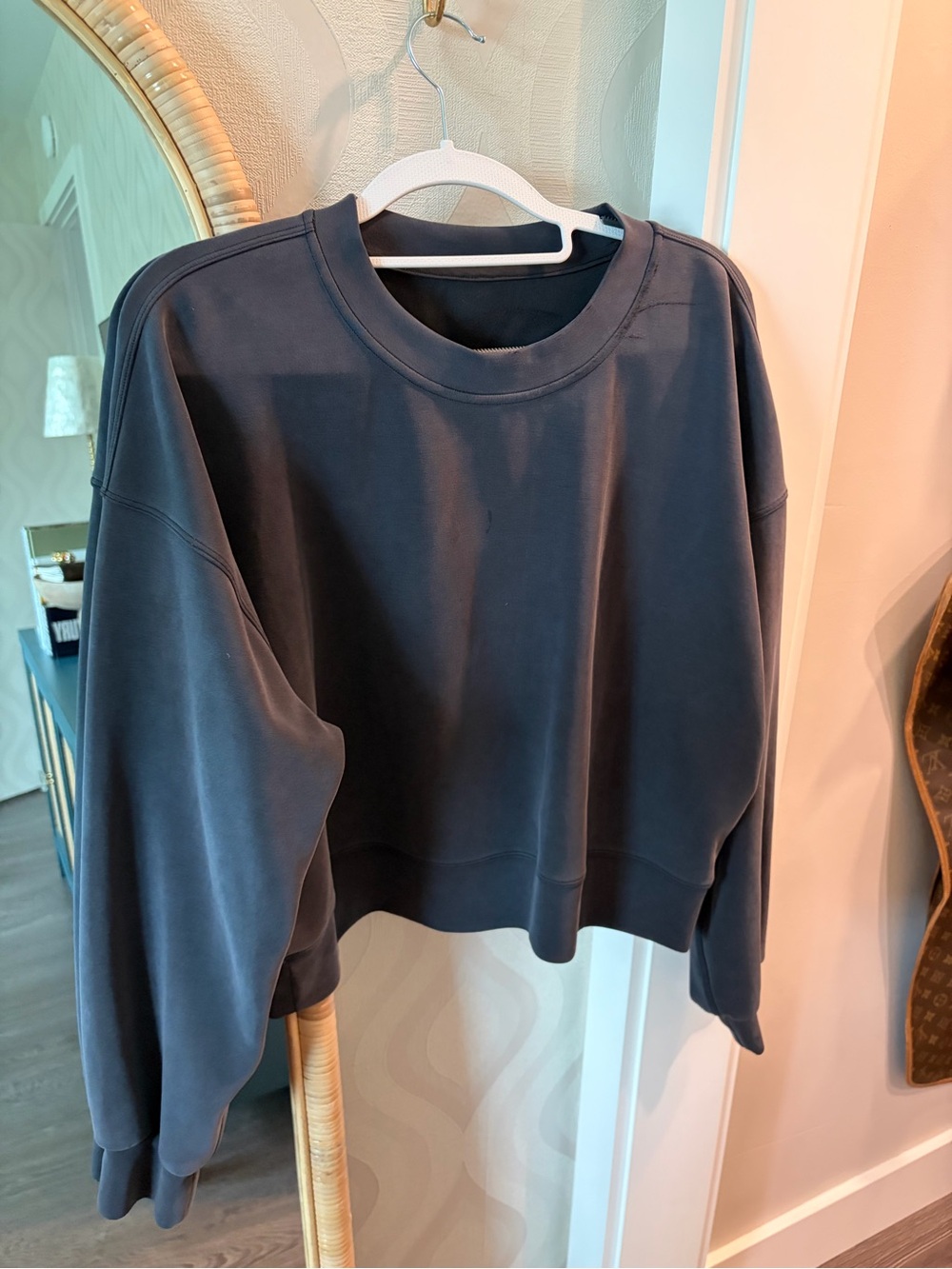 Lululemon Women's Washed Black Cropped Crewneck Sweatshirt